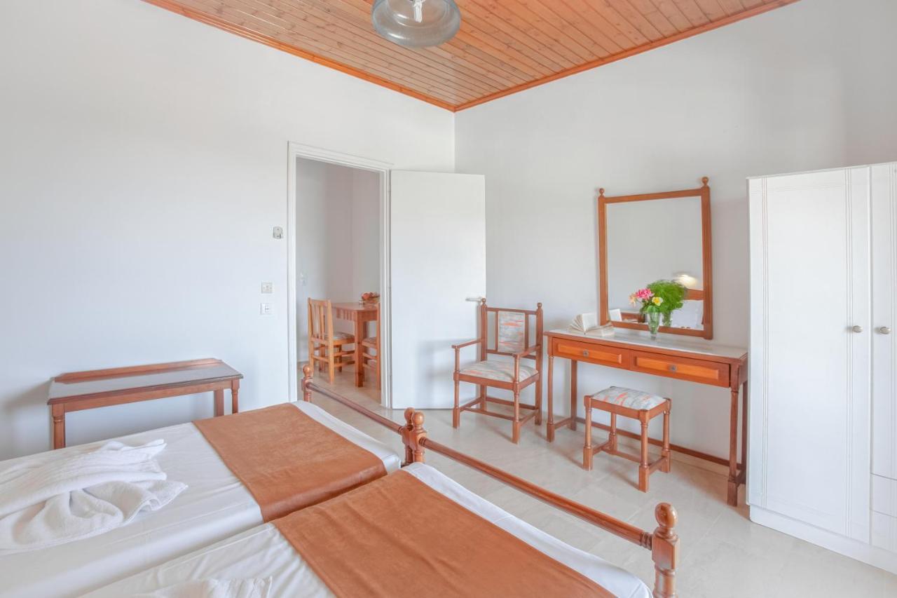Aparthotel Lord Complex Agios Georgios  Exterior foto